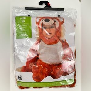 Furry Fox Infant (6-12 Months) 4 Piece Costume New, never been used !